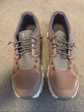 On Running Womans Cloudswift Runner - Dusty Rose and Gray